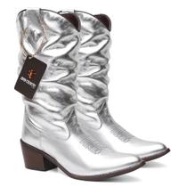 Bota Texana Feminina Bico Fino Enrrugada em Couro Cor Prata Ref. Fino-Enrrugada-Prata