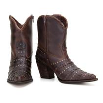 Bota Texana Feminina Detalhe Feito a Mão Couro Capelli