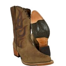 Bota Texana Feminina Goyazes Bico Fino Cano Médio Dallas Terra Solado Injetado Couro Café Ref. 254502CC