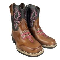 Bota Texana Infantil Aragoni Feminina Couro Fóssil Pinhão Café Bordado Branco Rosa Com Zíper Solado Marrom LED RefA006L Bota Texana Infantil Aragoni Feminina Couro Fóssil Pinhão Café Bordado Branco Rosa Com Zíper Solado Marrom LED RefA006L