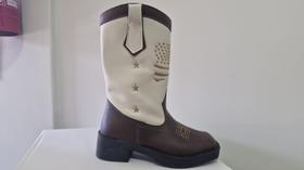 Bota texana infantil reliquia contry bordada bico quadrado cor:off marromtamanho:29