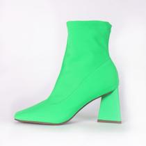 Bota Thássia Suzana Santos Fashion Tendencia 4083.73193