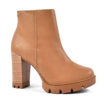 Bota Tratorada Dakota Feminina Salto Alto Cano Baixo Bege