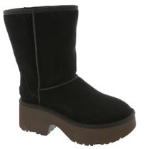 Bota UGG Classic Short New Heights Feminina - Preta - Tamanho 10 Bota UGG Classic Short New Heights Feminina - Preta - Tamanho 10