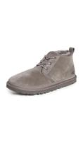Bota UGG Neumel Masculina de Camurça - Forro de Lã UGG Pure