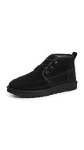 Bota UGG Neumel Moc Masculina - Camurça Preta com Forro UGGplush