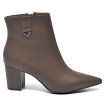 Bota Via Marte Feminina Couro Salto Bloco 236-009-01 Bota Via Marte Feminina Couro Salto Bloco 236-009-01
