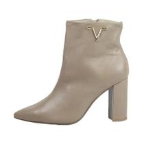 Bota Via Marte Ziper Aplique V Lateral Bota Via Marte Ziper Aplique V Lateral