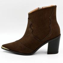 Bota Vizzano Western em Camurça Cano Curto Salto Alto Feminina