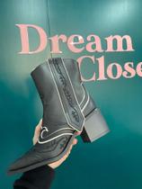 Bota Western Azillê cano baixo preto e branco