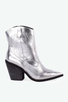 Bota western jully suzana santos Bota western jully suzana santos