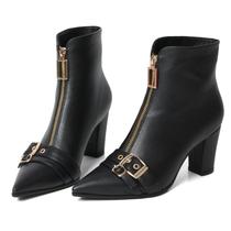 Botas de tornozelo FOREADA com bico fino e salto grosso pretas para mulheres