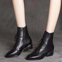 Botas Femininas de Couro Macio - Salto Grosso, Confortáveis (Outono/Inverno)