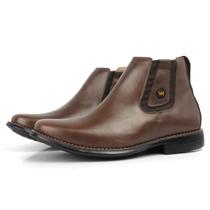 Botina em couro legitimo cafe solado em GEL