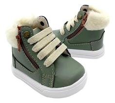 Botinha Sapatinho Infantil Unissex Menino Menina Com Pelinhos Verde Militar Botinha Sapatinho Infantil Unissex Menino Menina Com Pelinhos Verde Militar