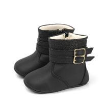 Botinhas Lindas Menina Bebe de Fivela p/ o Frio