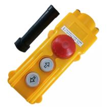 Botoeira Com Dois Botões+ Emergência P/ Guinchos Elétricos Botoeira Com Dois Botões+ Emergência P/ Guinchos Elétricos