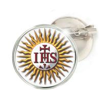 Boton ou Botton Catolicismo Monograma IHS Iesus Hominum Salvator Latim de "Jesus Salvador dos Homens" Igreja Católica Je Boton ou Botton Catolicismo Monograma IHS Iesus Hominum Salvator Latim de "Jesus Salvador dos Homens" Igreja Católica Je