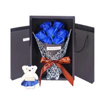 Bouquet De Rosas Artesanais Com 7 Cabeças Em Caixa De Presente Com Ursinho Para O Dia Das Mães E