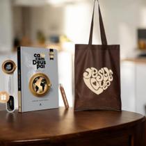 Box Café com Deus Pai 2026 Capa Brochura + Bag Jesus Love + Marca Texto