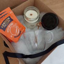 Box Presente Chá 06 com Vela Aromática e Xícara de Vidro