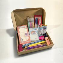 Box Surpresa Papelaria Volta Às Aulas Itens Sortidos P/M/G 12/22/32 ITENS