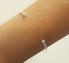 Bracelete Aberto com Bolinhas Lisa 0.3 cm Banhado a Prata