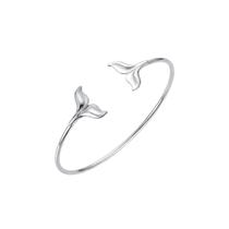 Bracelete Aberto Rabo de Baleia Banhado a Prata Bracelete Aberto Rabo de Baleia Banhado a Prata