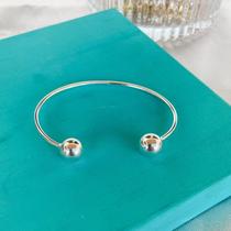 Bracelete aro com esferas lisas banhado a prata Bracelete aro com esferas lisas banhado a prata
