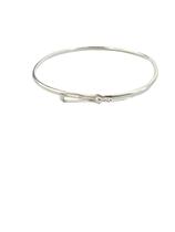 Bracelete De Prata Oval Liso, Fio Redondo Com Fecho Trava