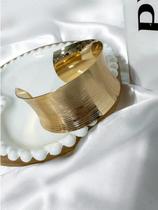 Bracelete Design Escovado Folheado a Ouro 18K
