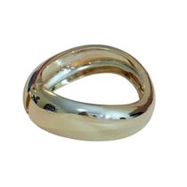 Bracelete Dourado Médio com Design de Onda Abertura com Mola