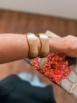 Bracelete Feminino Escovado e Fosco de Nuvem Ayla Bracelete Feminino Escovado e Fosco de Nuvem Ayla