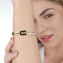 Bracelete Love e Corações Em Aço Inoxidável Dourado