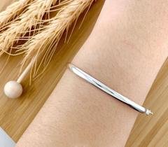 Bracelete na Prata 925, acompanha Certificado de Garantia