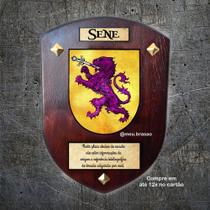 Brasão Da família SENE na madeira