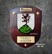 Brasão da família Simões na madeira Brasão da família Simões na madeira