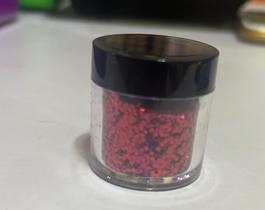 Brilhos para unhas e make