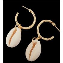 Brinco Argola Búzio Natural Dourado