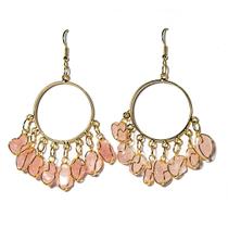 Brinco Argola com Pedra Quartzo Rosa Preso na Gaiola Dourado Brinco Argola com Pedra Quartzo Rosa Preso na Gaiola Dourado