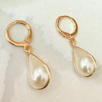 Brinco Argola Com Pérola Gota Folheado A Ouro 18k Brinco Argola Com Pérola Gota Folheado A Ouro 18k