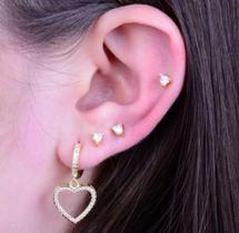 Brinco argola com pingente coração Brinco argola com pingente coração