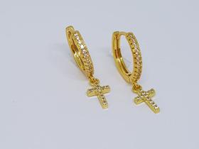 Brinco Argola Cruz Cravejada banhado a Ouro