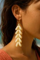 Brinco argola de Búzios Verdadeiros folheado cacho de búzios Brinco argola de Búzios Verdadeiros folheado cacho de búzios