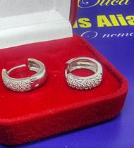 Brinco Argola Diamantes 0.5 mm Ouro Branco 18 Kilates Peso 4.74 Gramas 15 x 5 mm