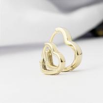 Brinco Argola em Formato de Coração Liso Banhado em Ouro 18K Brinco Argola em Formato de Coração Liso Banhado em Ouro 18K