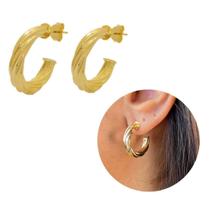 Brinco argola fio torcida banhado a ouro com garantia Brinco argola fio torcida banhado a ouro com garantia