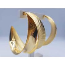 Brinco argola texturizada banhada a ouro 18k Brinco argola texturizada banhada a ouro 18k