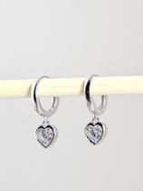 Brinco Argolinha com Pingente Coração em Prata 925 e Ródio - Zircônia 5A Brinco Argolinha com Pingente Coração em Prata 925 e Ródio - Zircônia 5A