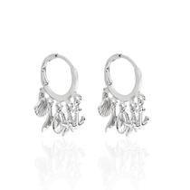 Brinco Argolinha Com Pingentes Praia Banho Ródio Branco Brinco Argolinha Com Pingentes Praia Banho Ródio Branco